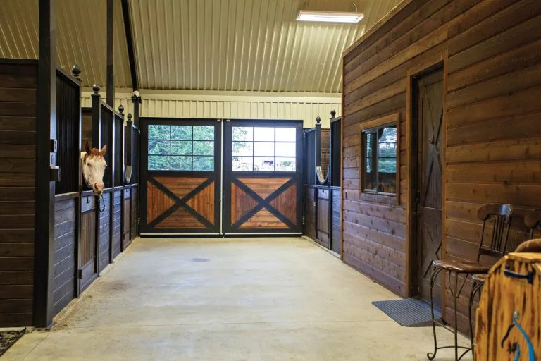 10 Boarding Barn Etiquette Mistakes You Might Not Realize You’re Making
