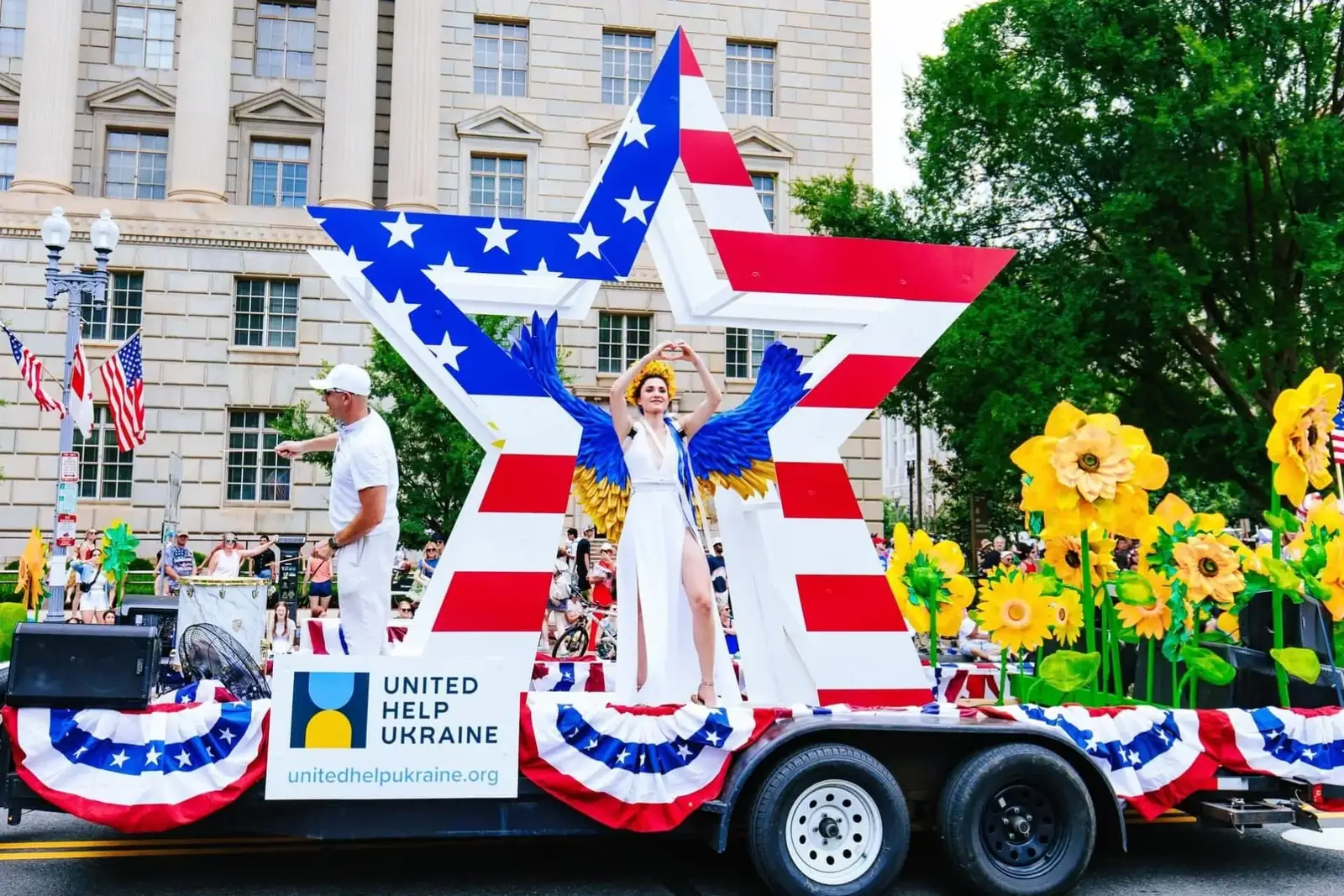 Advice for Pain-Free Independence Day Parade Prep
